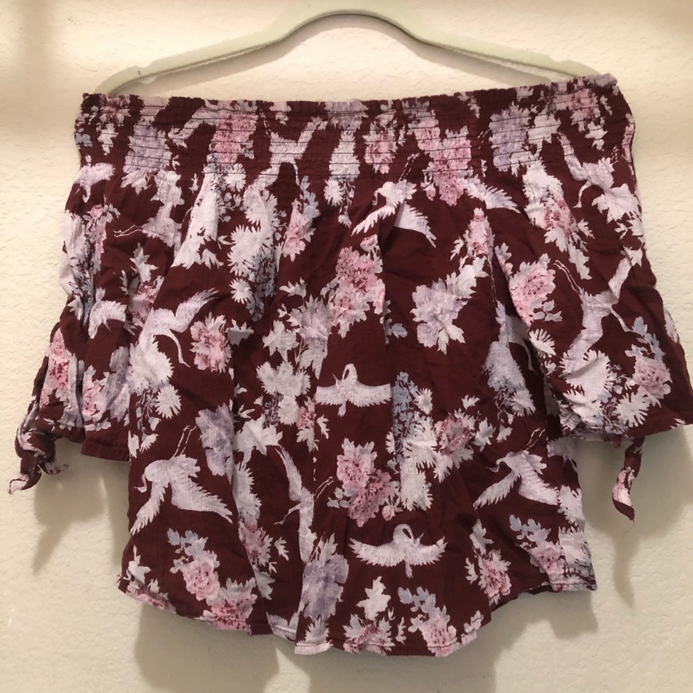 Vanilla star off shoulder floral top